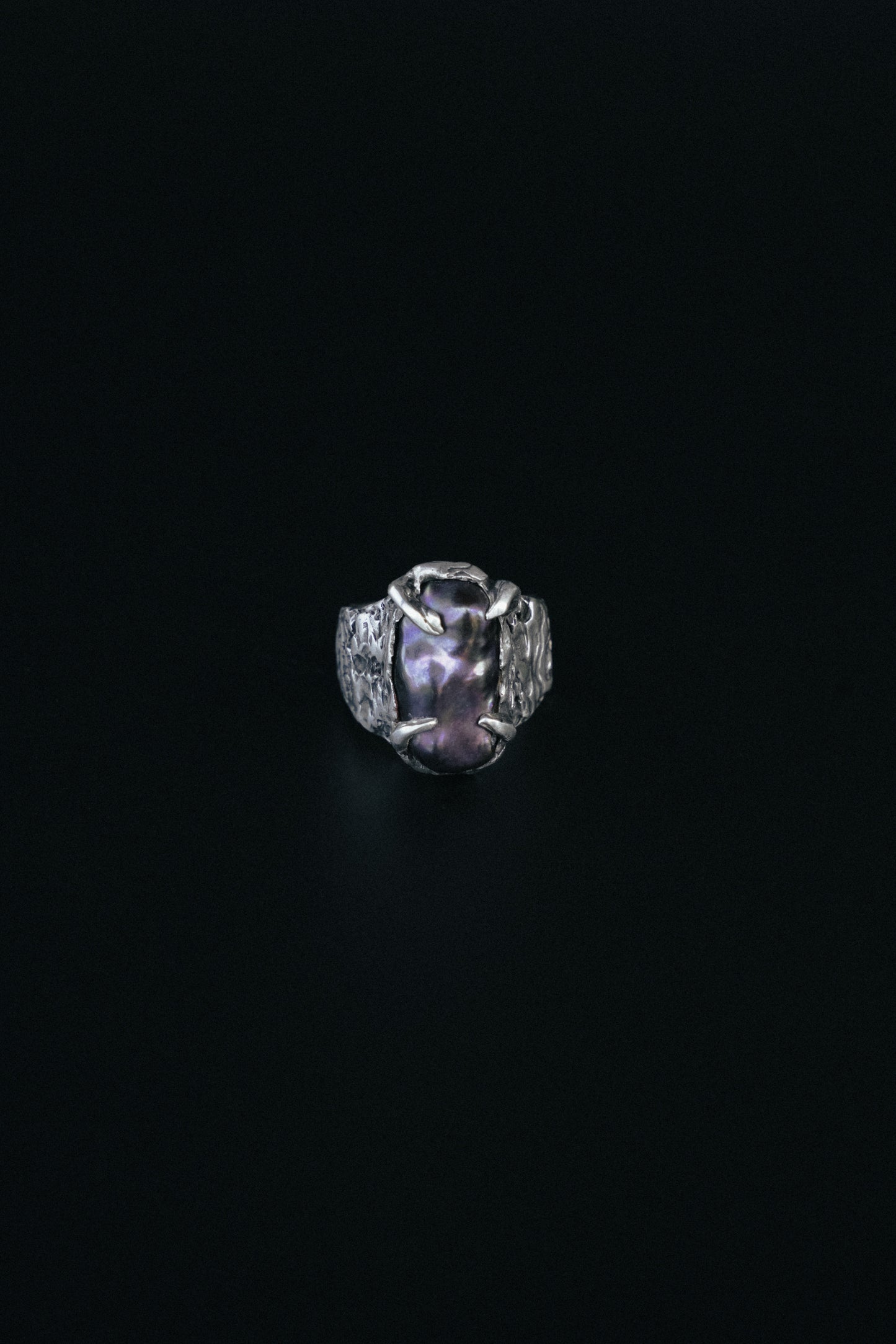 Black Baroque Pearl ring